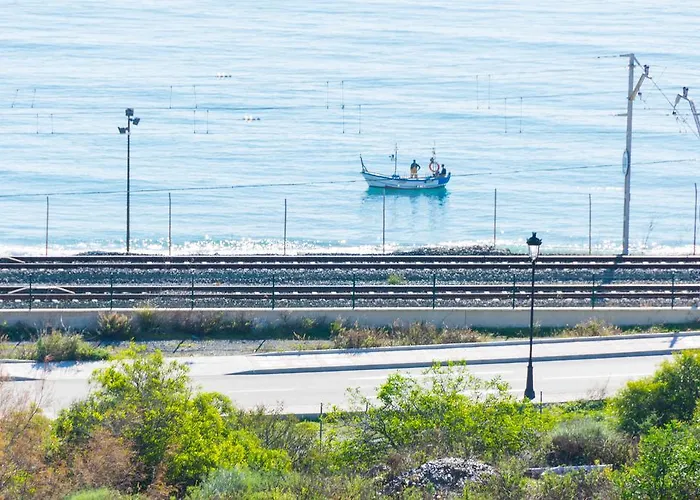 Carvajal Luxury - Free Parking Fuengirola