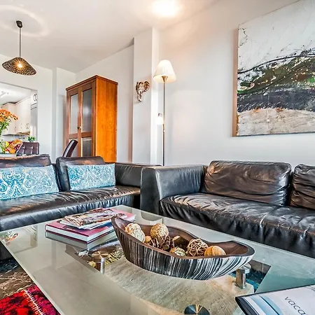 Carvajal Luxury - Free Parking *